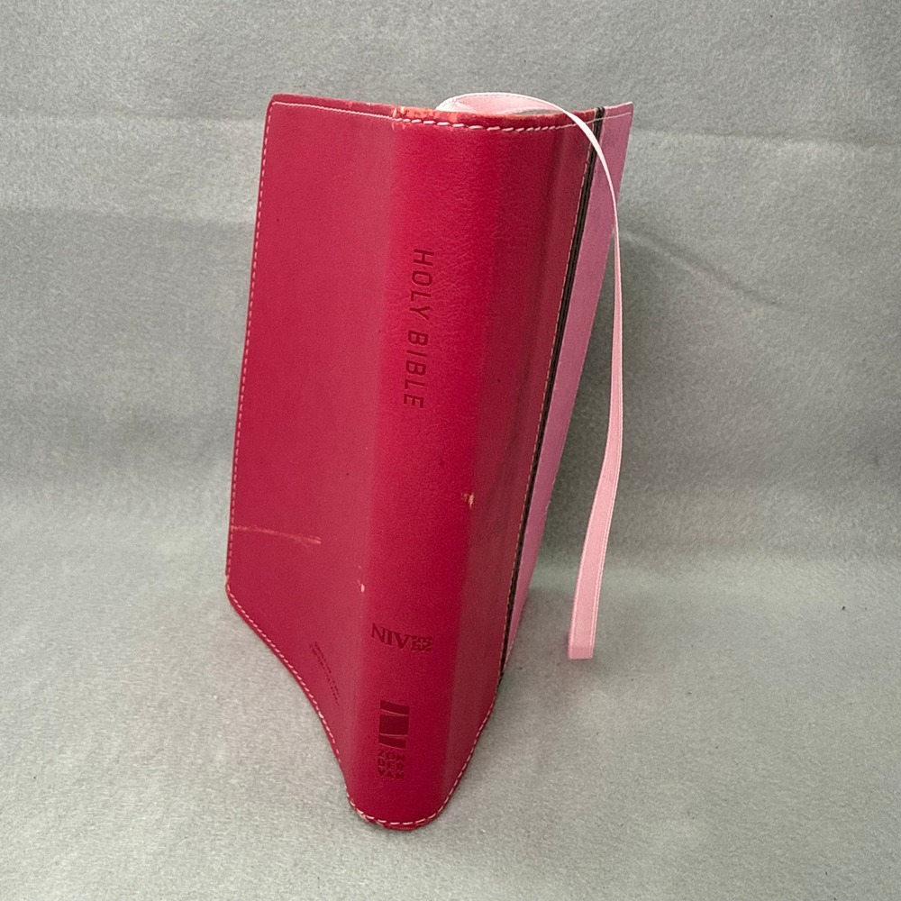 NIV Holy Bible Italian Duo-Tone Pink Brown Compact Zondervan 9780310436195 - Picture 3 of 6